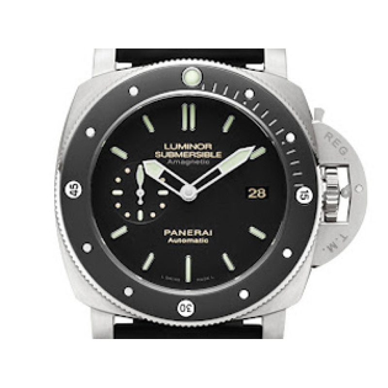 Panerai Luminor Submersible Amagnetic mit Kautschukband