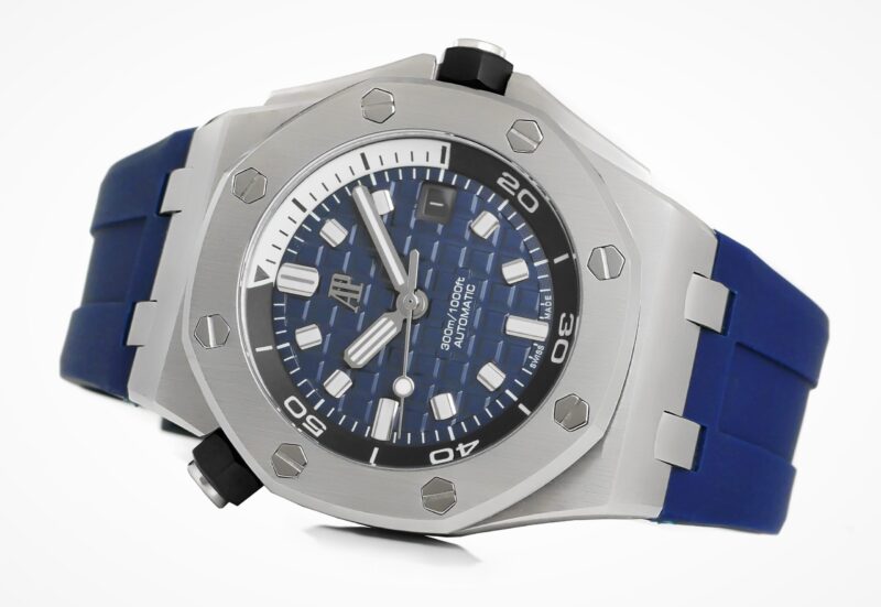 Audemars Piguet Royal Oak Offshore Diver Blau – Bild 4