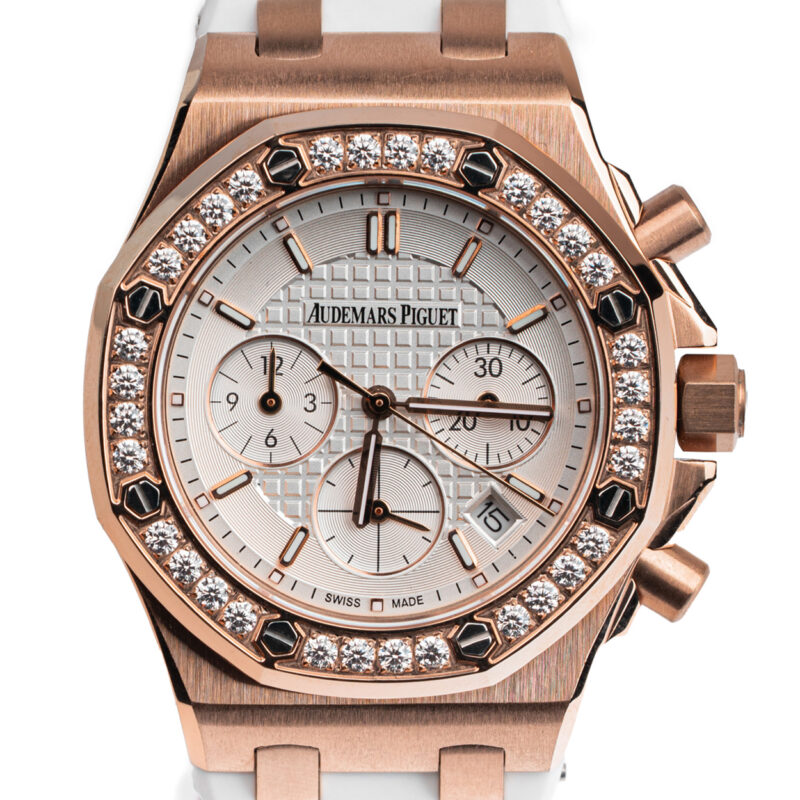 Audemars Piguet Gold Watch – Luxury Replica Close-Up